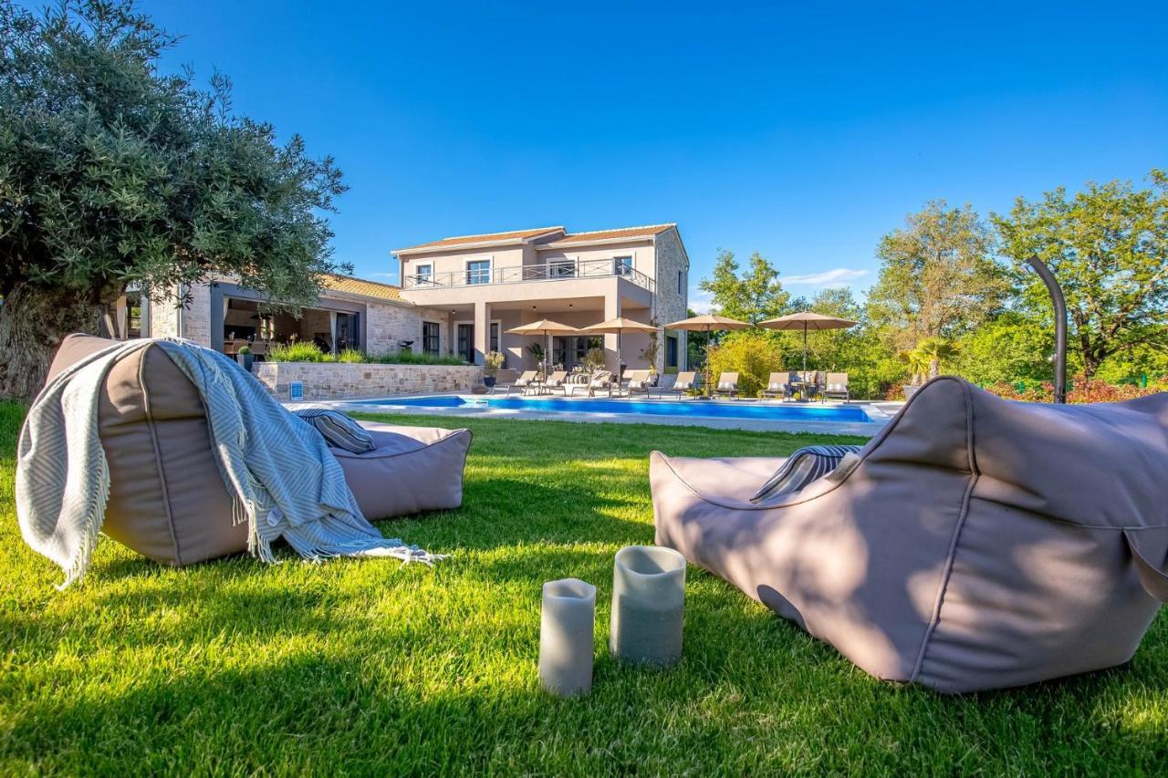 Villa Nautilus Rapavel Buitenkant foto